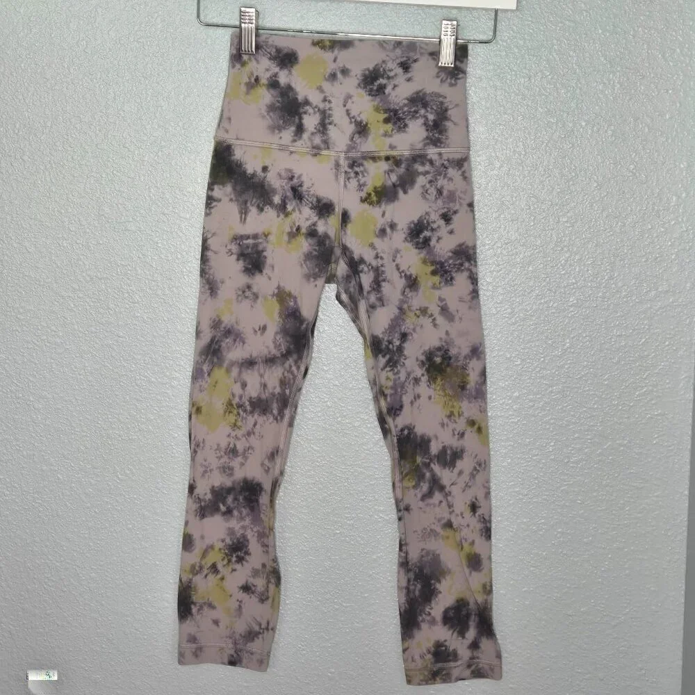 Lululemon Align High-Rise Crop 21